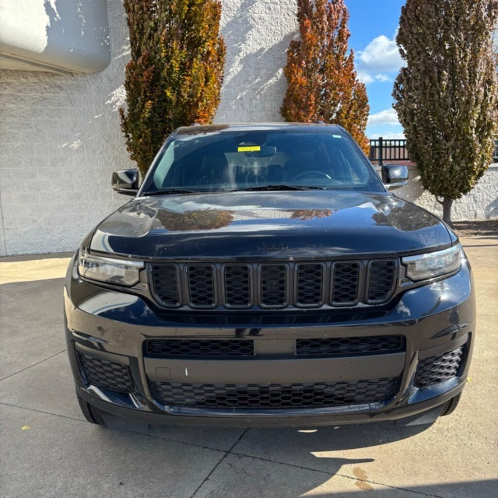 Used 2024 Jeep Grand Cherokee L Altitude SUV