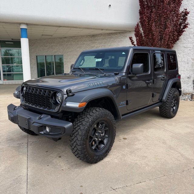 2025 Jeep Wrangler 4xe's photo