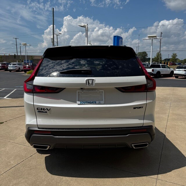 2026 Honda CR-V Hybrid Sport photo 2