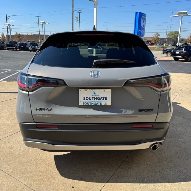 2023 Honda HR-V Sport photo 2
