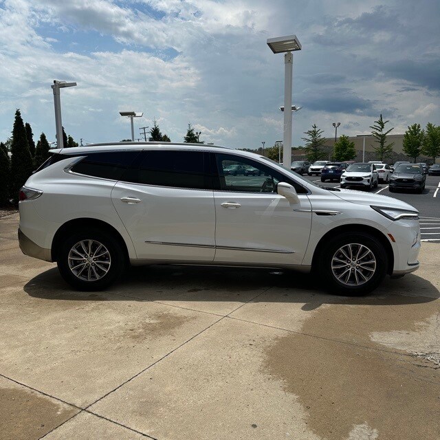 Used 2024 Buick Enclave Premium with VIN 5GAEVBKW3RJ128469 for sale in Southgate, MI