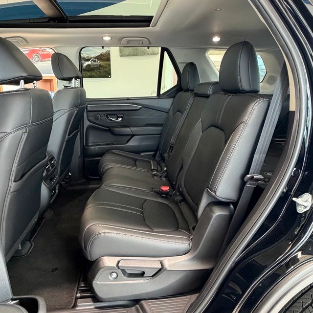 2026 Honda Pilot Touring - Photo 9
