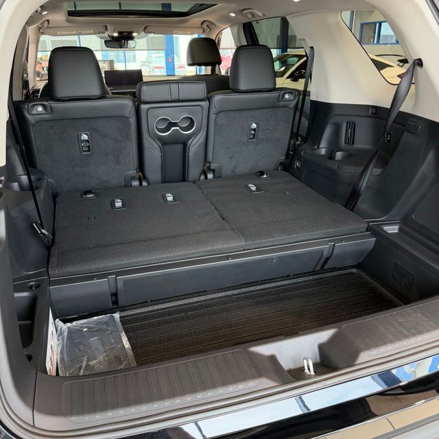 2026 Honda Pilot Touring - Photo 12