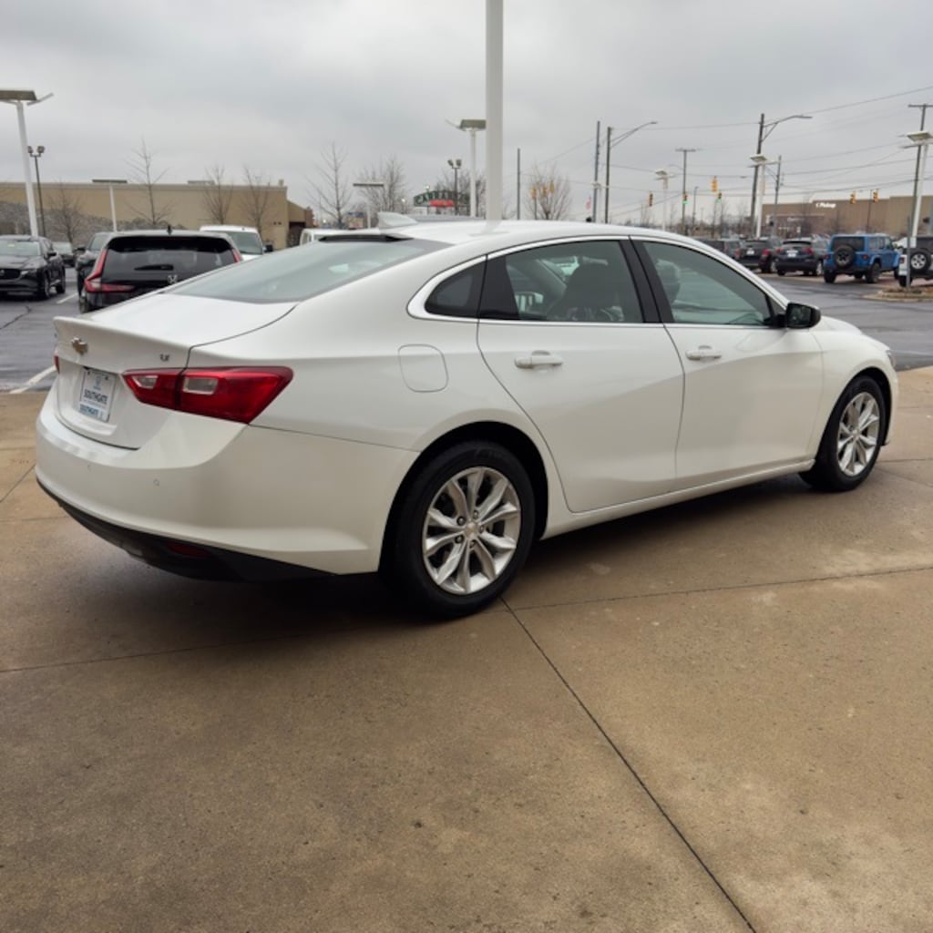Used 2024 Chevrolet Malibu LT Sedan