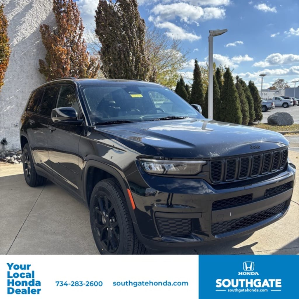 Used 2024 Jeep Grand Cherokee L Altitude SUV