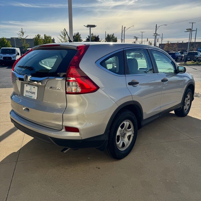 2016 Honda CR-V LX photo 3