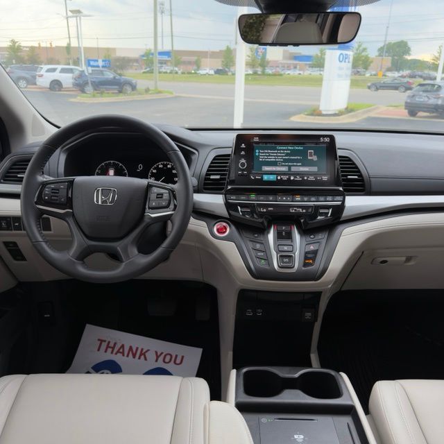 2025 Honda Odyssey EX-L - Photo 17