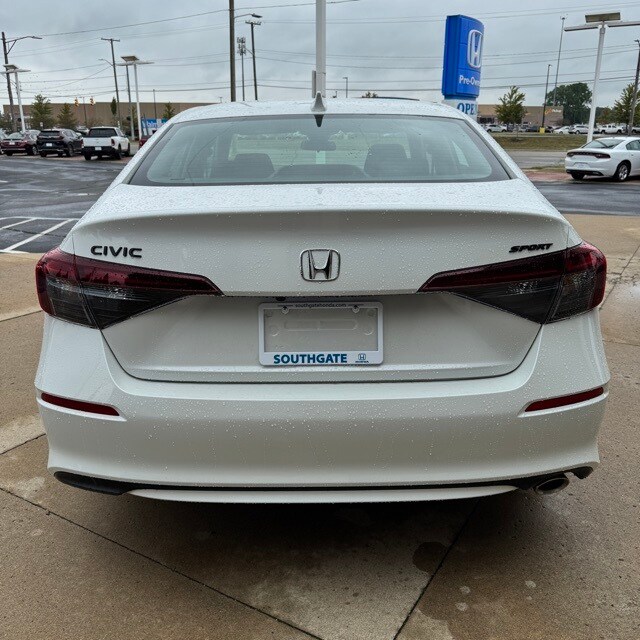 2026 Honda Civic Sport photo 4