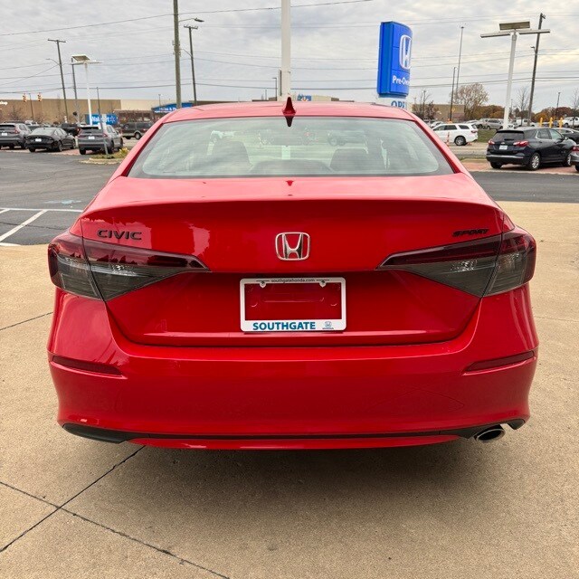 2026 Honda Civic Sport photo 4