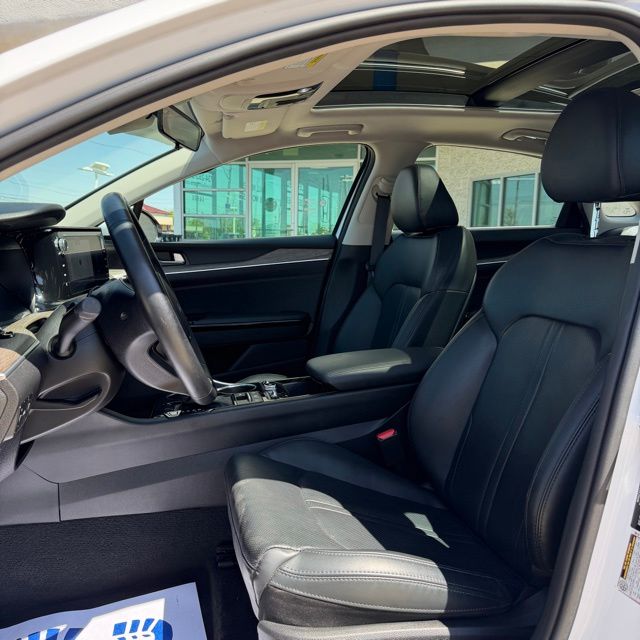 2023 Kia K5 EX - Photo 10