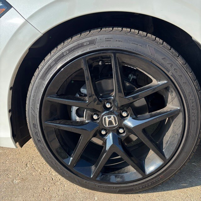 2025 Honda Civic Sport photo 4