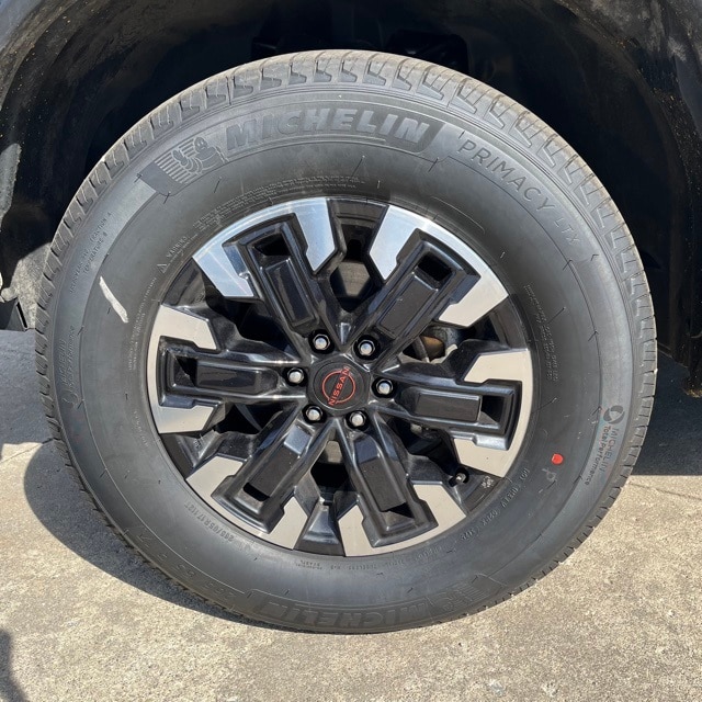 2024 Nissan Frontier PRO-4X - Photo 8