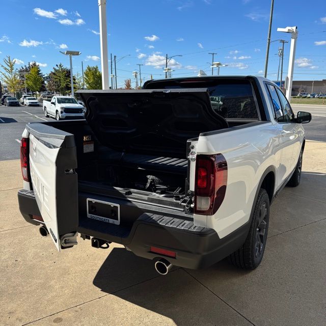 2026 Honda Ridgeline Sport - Photo 15