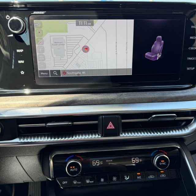 2023 Kia K5 EX - Photo 19
