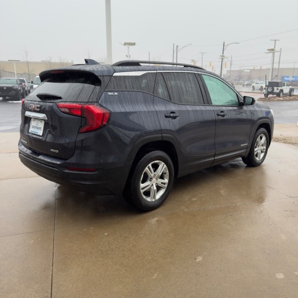 Used 2019 GMC Terrain SLE SUV