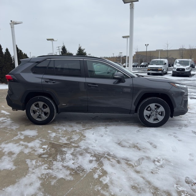 Used 2025 Toyota RAV4 XLE with VIN 4T3RWRFV5SU177235 for sale in Kansas City