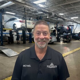 Staff member Mike Champagne from ID_66ad0bbfd8c7