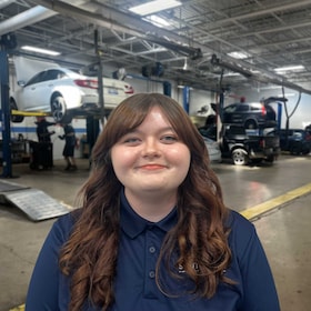 Staff member Olivia Edwards from ID_66ad0bbfd8c7