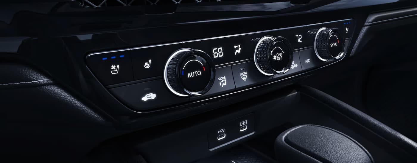 Buttons and settings in a 2025 Honda Accord for sale near Taylor