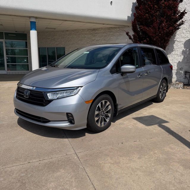2023 Honda Odyssey EX-L's photo