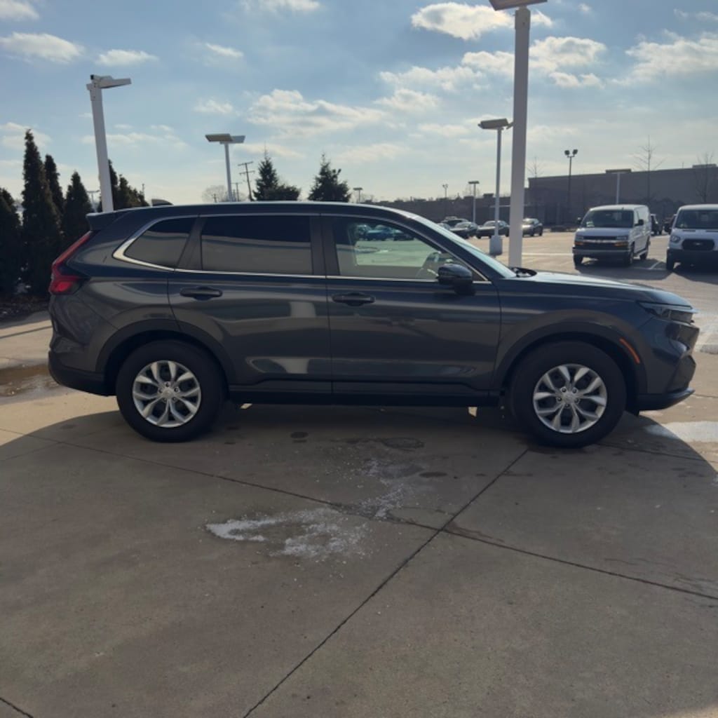 Used 2025 Honda CR-V LX SUV