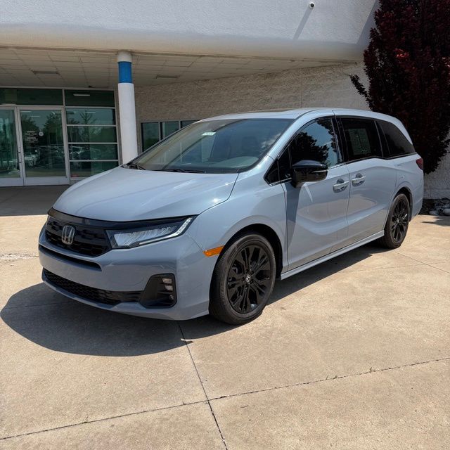 2025 Honda Odyssey's photo