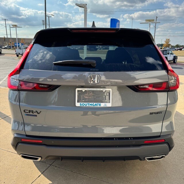 2026 Honda CR-V Hybrid Sport-L photo 4
