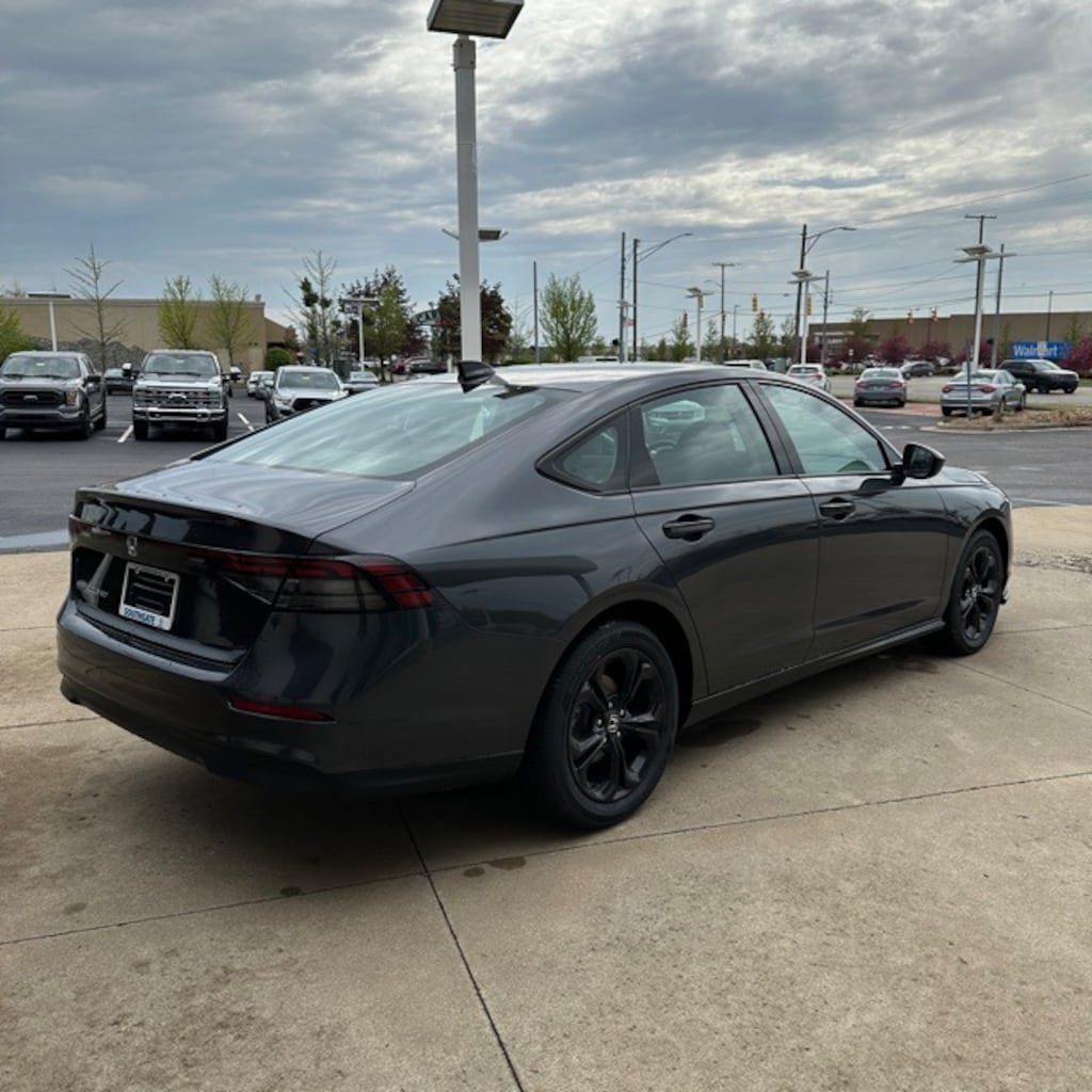New 2025 Honda Accord SE Sedan