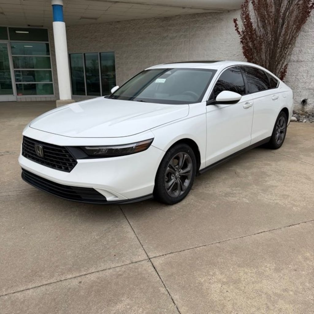 Used 2023 Honda Accord EX Sedan