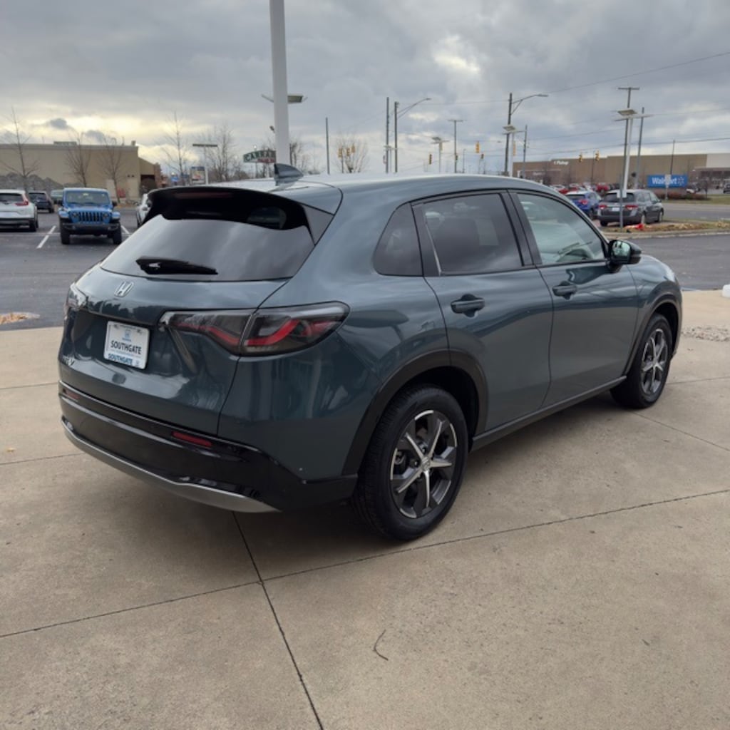 Used 2025 Honda HR-V EX-L SUV