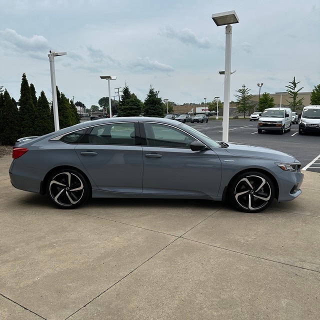 Certified 2022 Honda Accord Hybrid Sport with VIN 1HGCV3F21NA042060 for sale in Southgate, MI