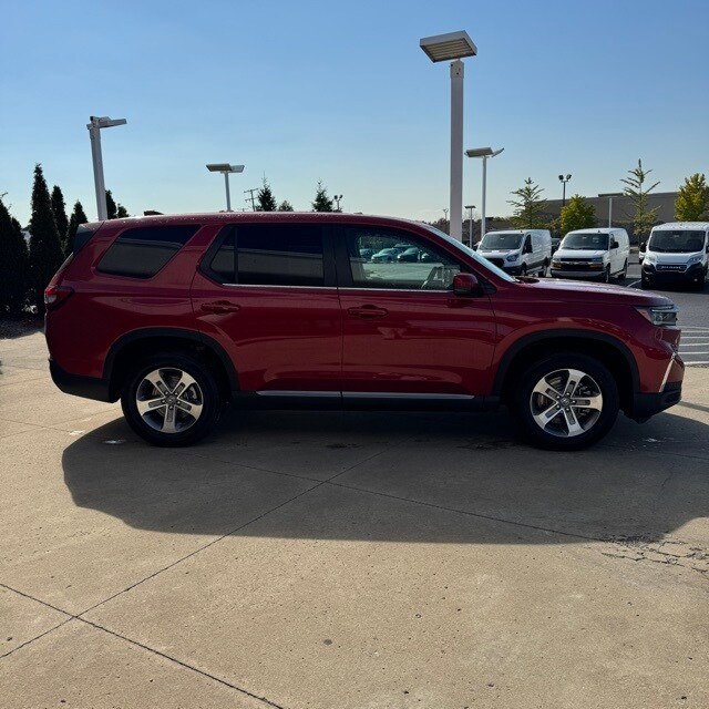 2025 Honda Pilot EX-L photo 2