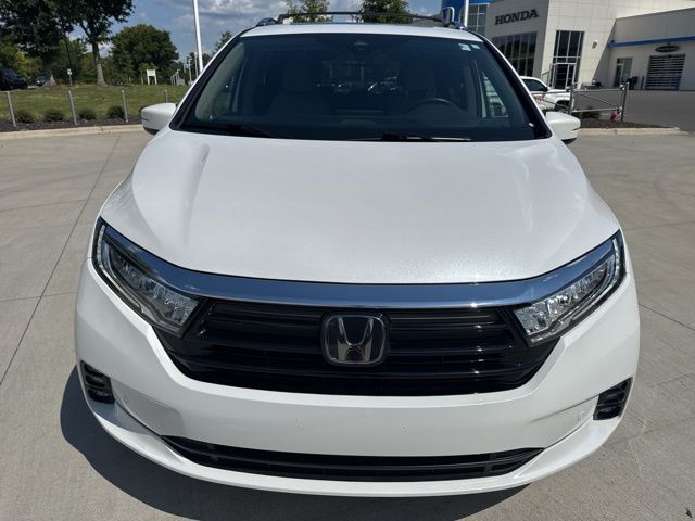 2023 Honda Odyssey Elite photo 2