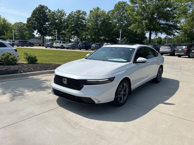 2025 Honda Accord Hybrid EX-L photo 3