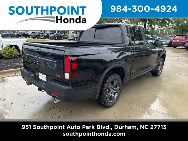 2026 Honda Ridgeline TrailSport photo 3
