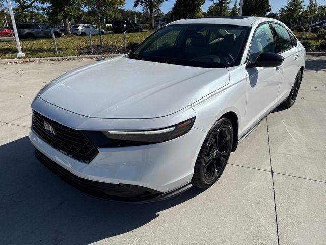 2025 Honda Accord SE photo 2