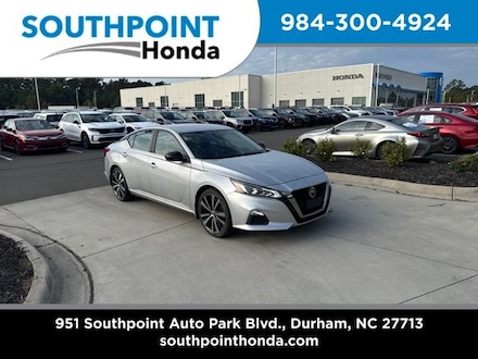 2022 Nissan Altima 2.5 SR Sedan