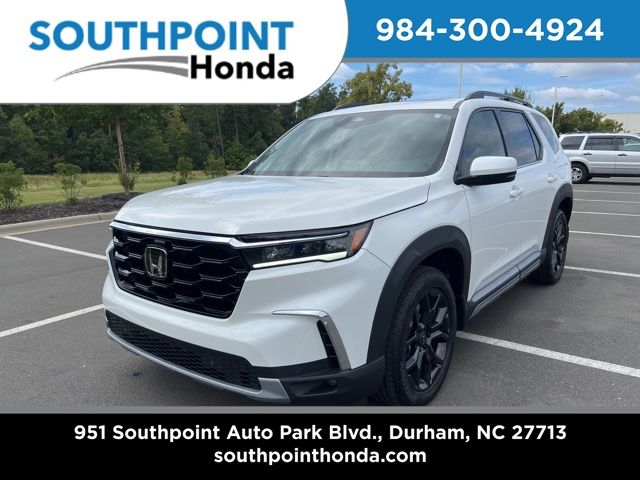 2025 Honda Pilot Touring photo 3