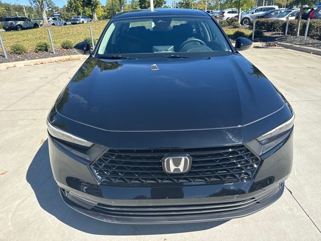 2025 Honda Accord SE photo 2