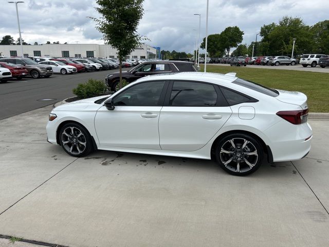 2025 Honda Civic Hybrid Sport Touring photo 4