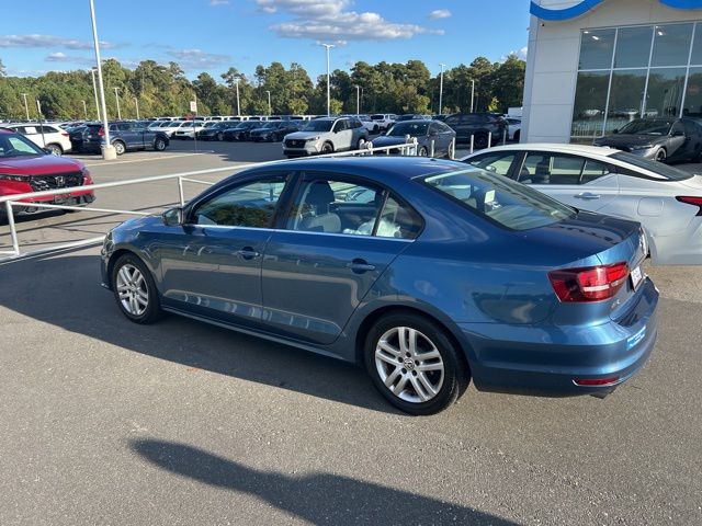 2017 Volkswagen Jetta 1.4T S photo 3
