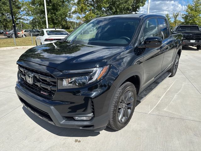2024 Honda Ridgeline Sport photo 2