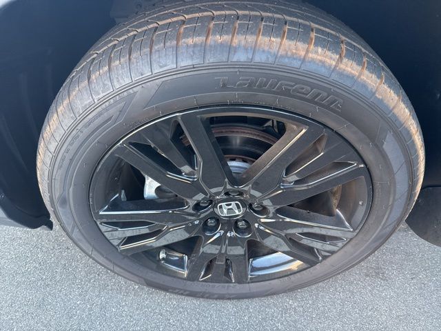 2022 Honda Pilot Special Edition photo 2