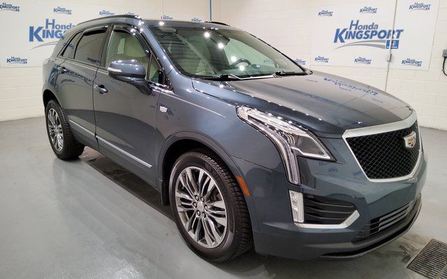 2020 Cadillac XT5 Sport photo 2