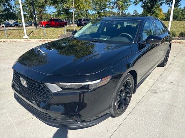 2025 Honda Accord SE photo 3