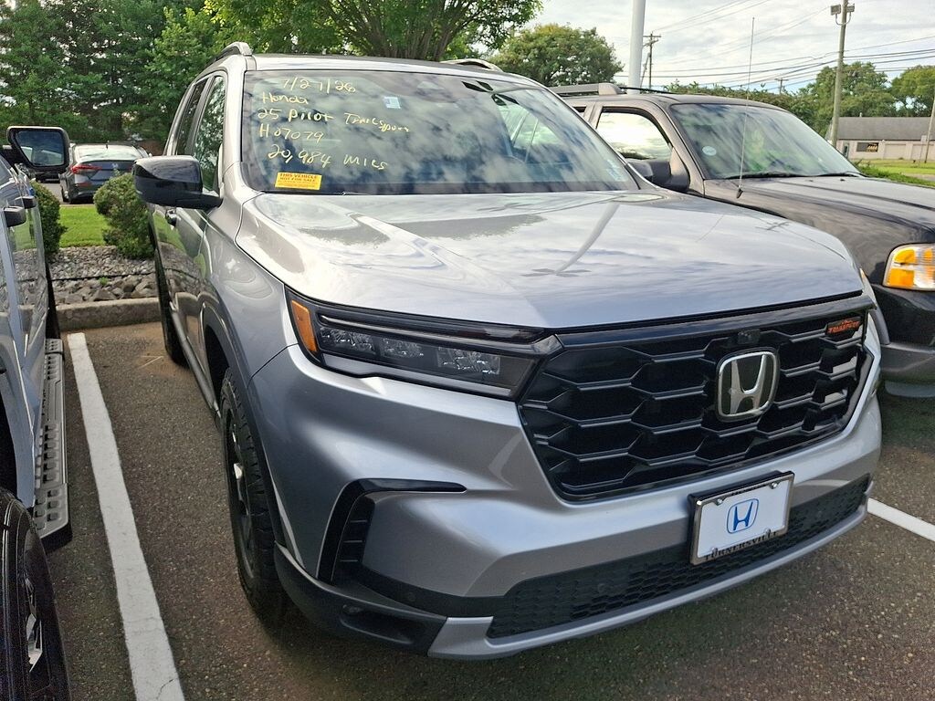 Certified 2025 Honda Pilot TrailSport SUV
