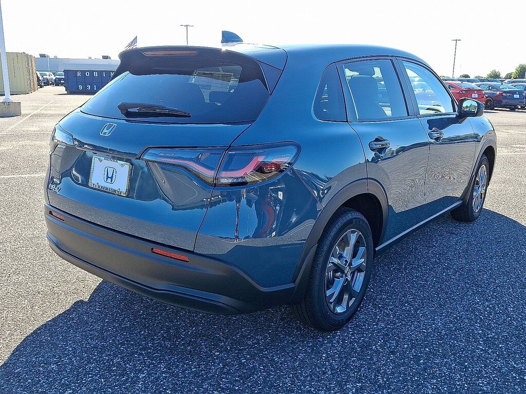 New 2026 Honda HR-V LX SUV