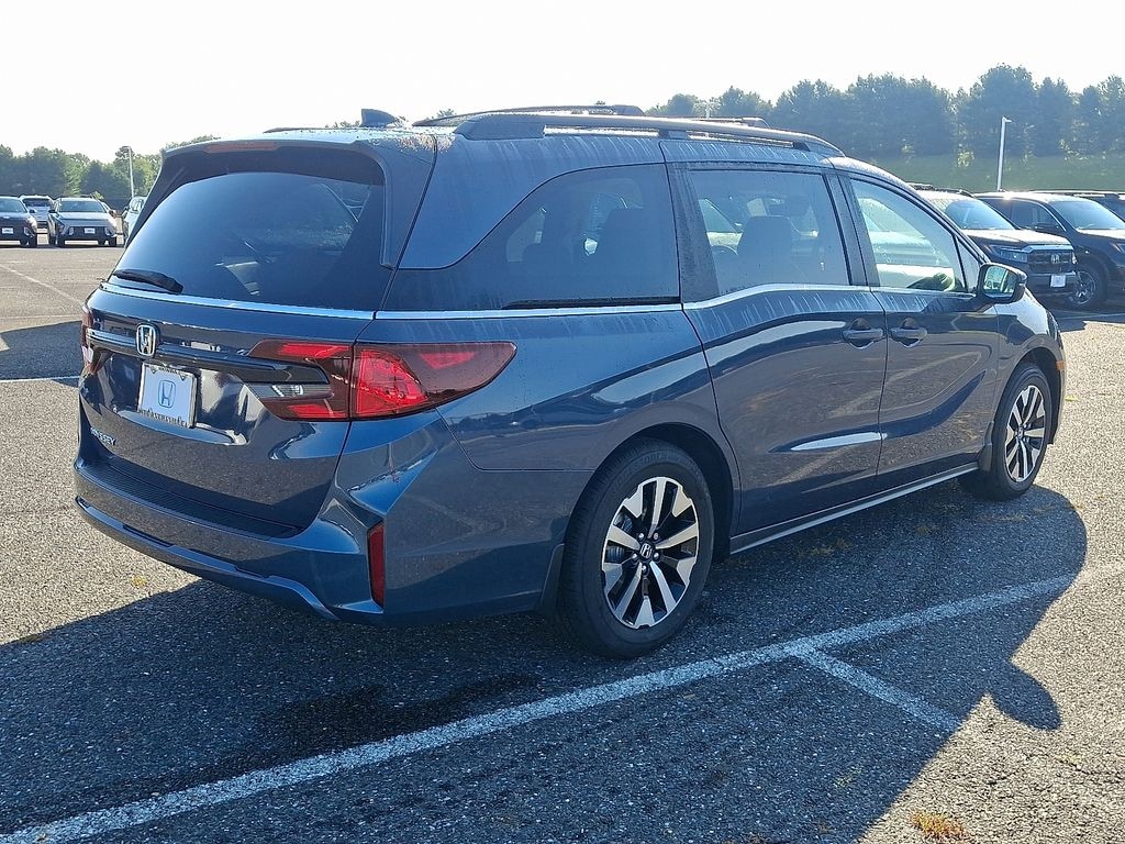 New 2026 Honda Odyssey EX-L Van Passenger