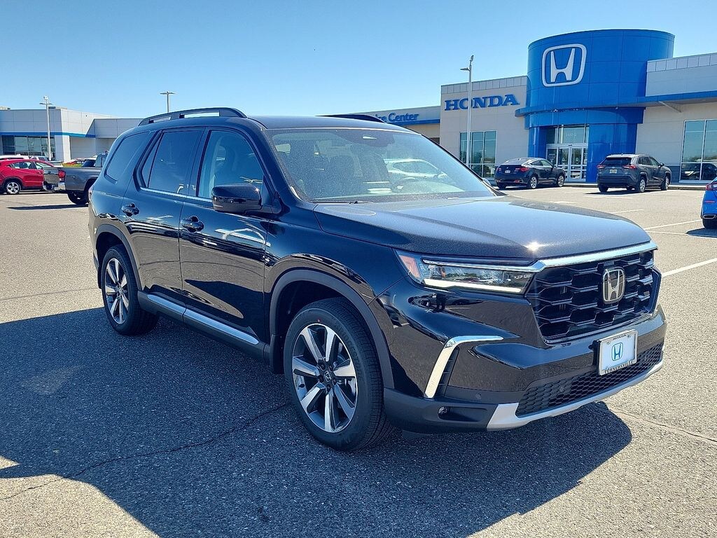 New 2025 Honda Pilot Touring SUV