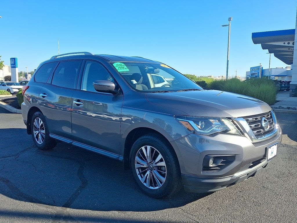 Used 2019 Nissan Pathfinder SV SUV